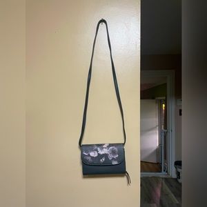 Simply Vera wang crossbody bag